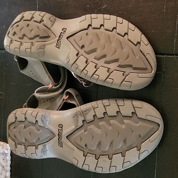 Teva sandals 7 - Picture 3 of 5